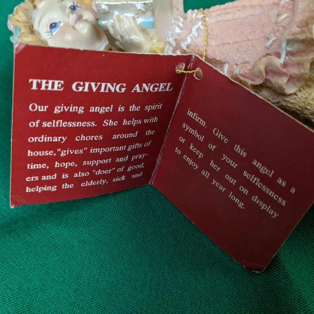 House of Lloyd "The Giving Angel" Figurine - Picture 12 of 15